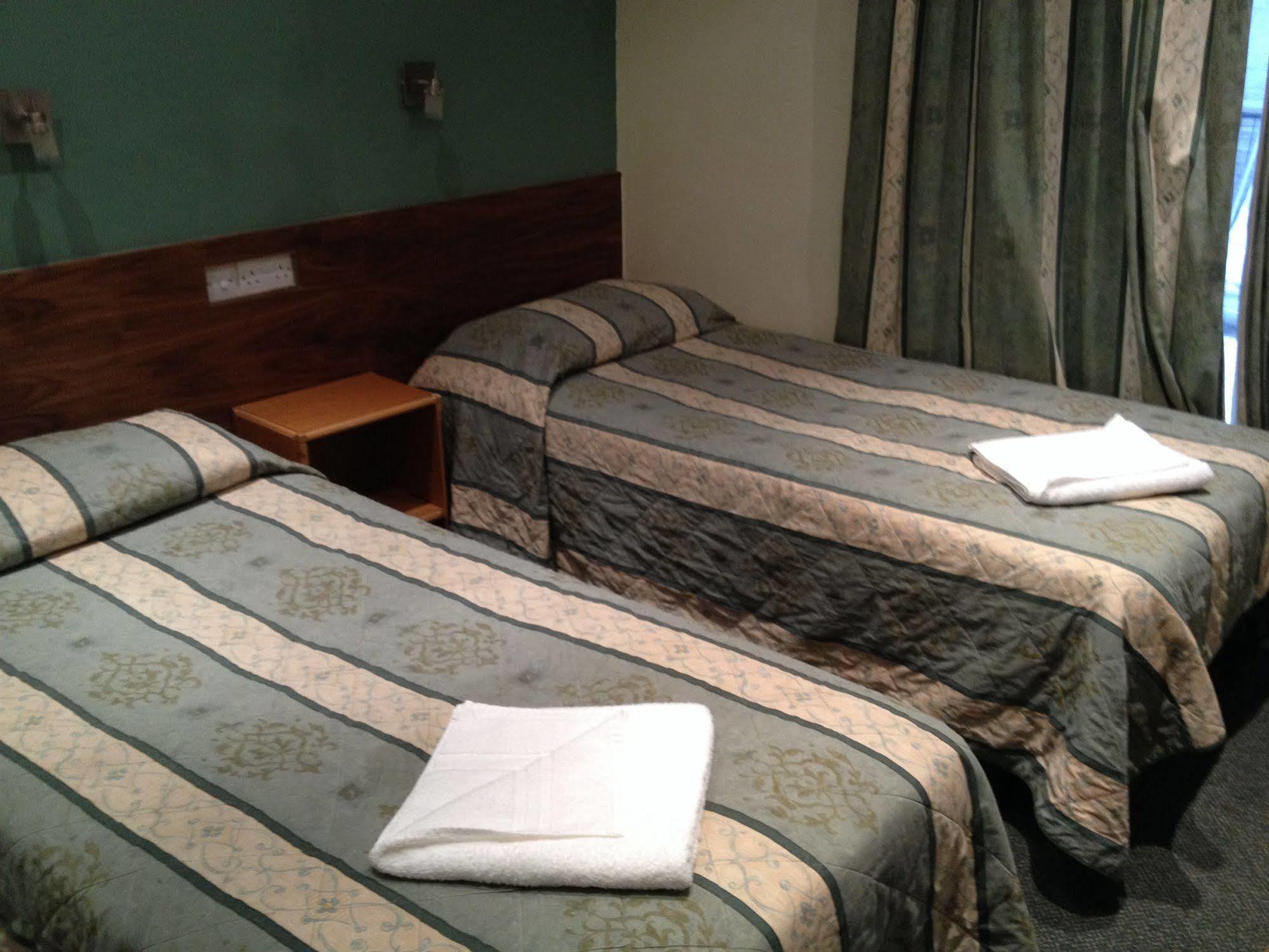 Westbury Hotel London Bagian luar foto