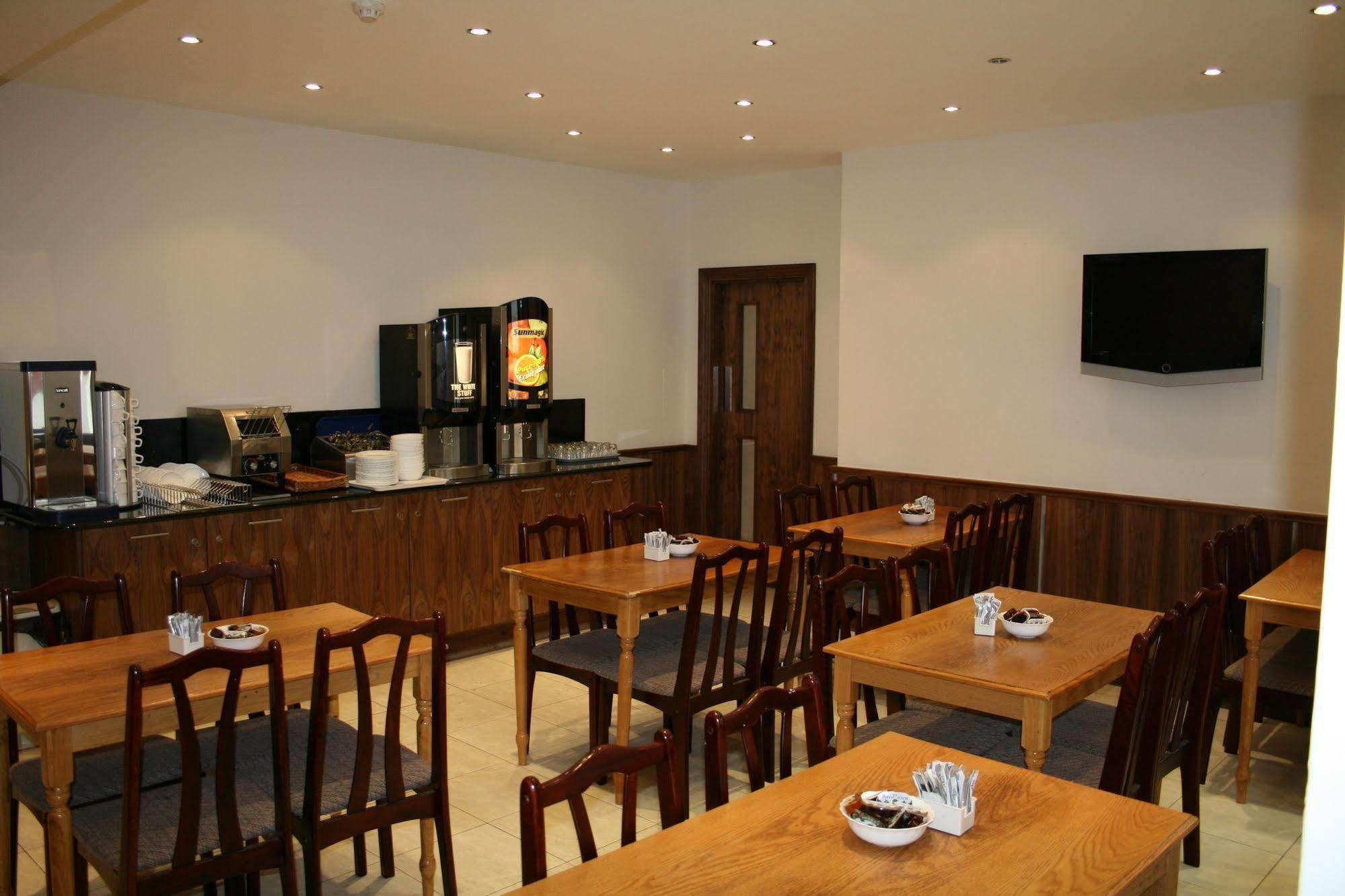 Westbury Hotel London Bagian luar foto